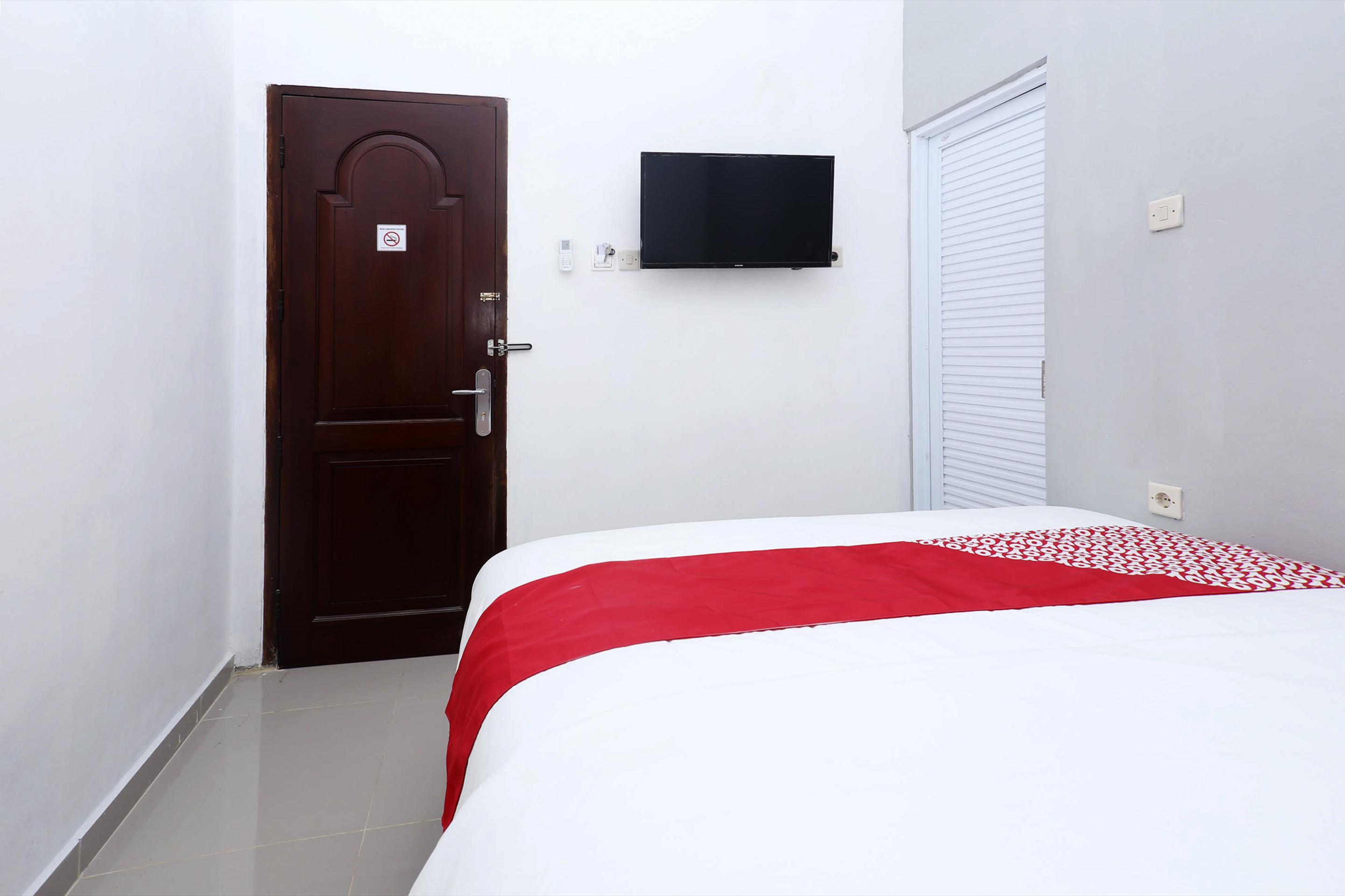 Safara Guesthouse Syariah Семаранг Экстерьер фото