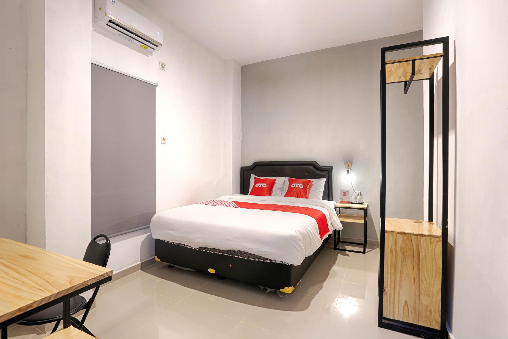 Safara Guesthouse Syariah Семаранг Экстерьер фото